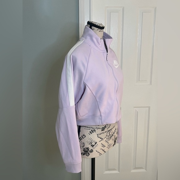 NWOT Nike Crop Jacket with Strips on Sleeves | Size Small | Light Purple - Picture 8 of 12